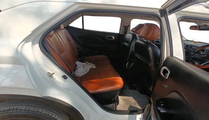 2022 Hyundai VENUE S 1.2, Petrol, Manual, 80,227 km, interior