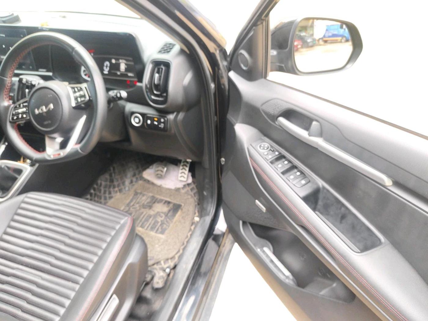 2023 KIA SONET GTX PLUS 1.0 IMT, Petrol, Manual, 46,702 km, interior