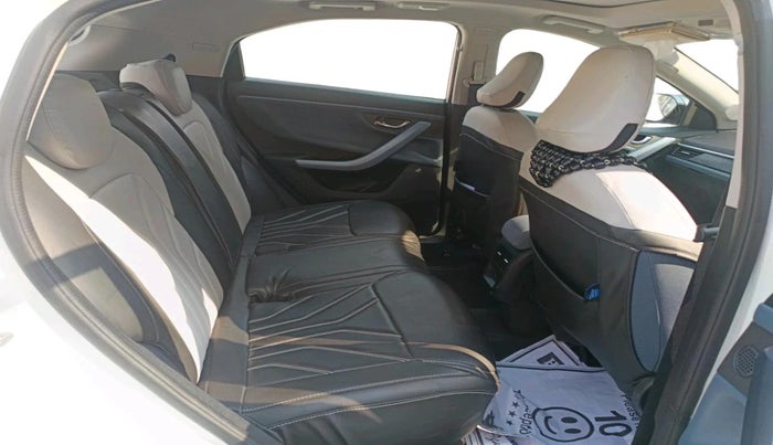 2025 Tata Curvv Creative Plus S 1.5 Diesel 7DCA, Diesel, Automatic, 4,811 km, interior