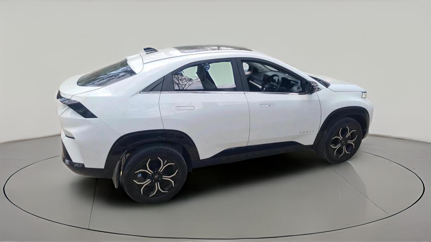2024 Tata Curvv Creative S 1.5 Diesel 6MT, Diesel, Manual, 23,401 km, exterior