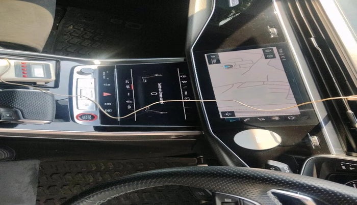 2021 Audi RS Q8 4.0 TFSI QUATTRO, Petrol, Automatic, 27,583 km, interior