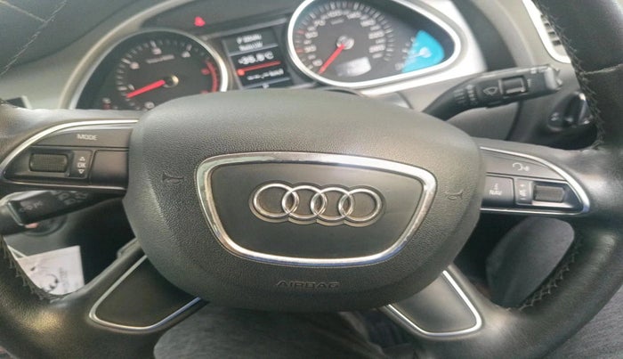 2014 Audi Q7 35 TDI PREMIUM, Diesel, Automatic, 1,12,027 km, interior