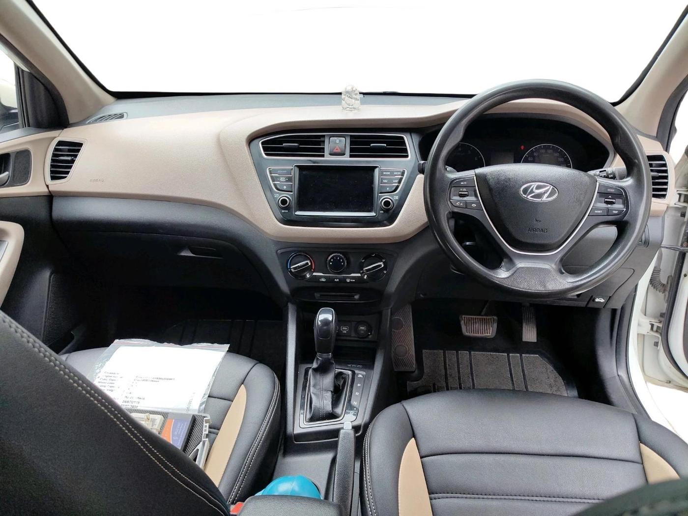 2019 Hyundai Elite i20 SPORTZ PLUS  1.2 CVT, Petrol, Automatic, 70,083 km, interior