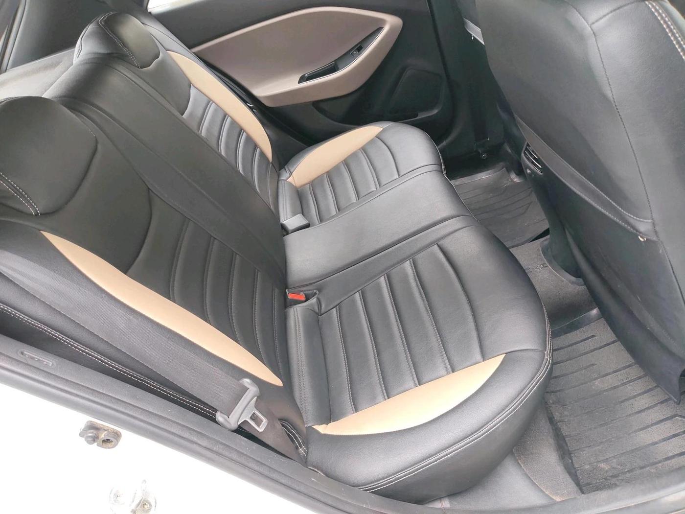 2019 Hyundai Elite i20 SPORTZ PLUS  1.2 CVT, Petrol, Automatic, 70,083 km, interior