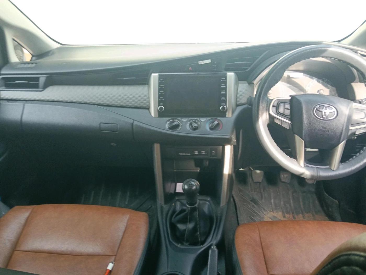 2023 Toyota Innova Crysta 2.4 GX 7STR, Diesel, Manual, 99,019 km, interior