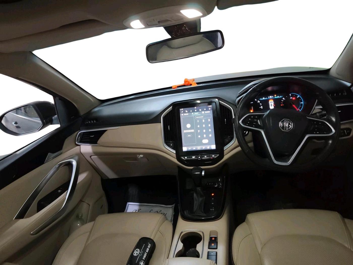 2021 MG HECTOR SHARP 1.5 DCT PETROL, Petrol, Automatic, 1,25,589 km, interior