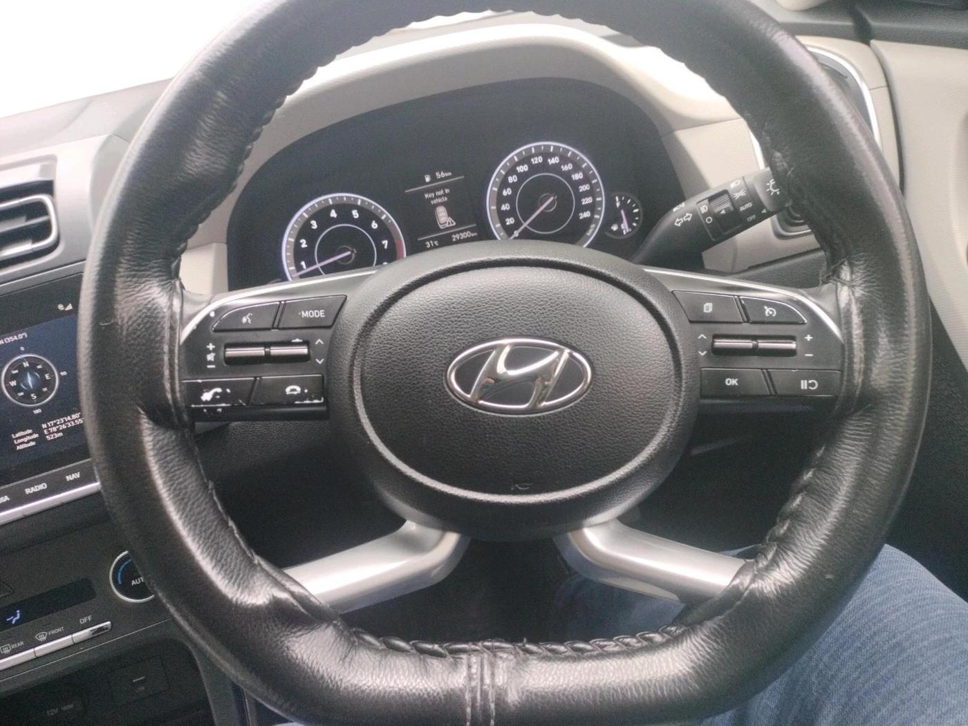 2022 Hyundai Creta SX 1.5 PETROL, Petrol, Manual, 29,300 km, interior