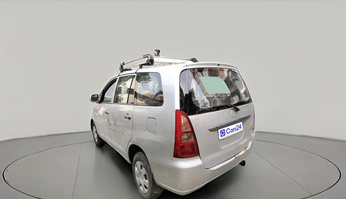 2007 Toyota Innova G4 2.5 8 STR, Diesel, Manual, 79,100 km, exterior