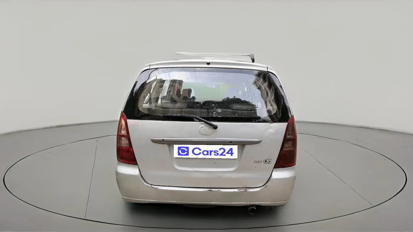 2007 Toyota Innova G4 2.5 8 STR, Diesel, Manual, 79,100 km, exterior