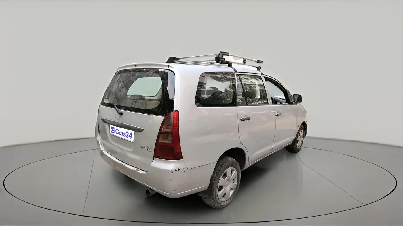 2007 Toyota Innova G4 2.5 8 STR, Diesel, Manual, 79,100 km, exterior