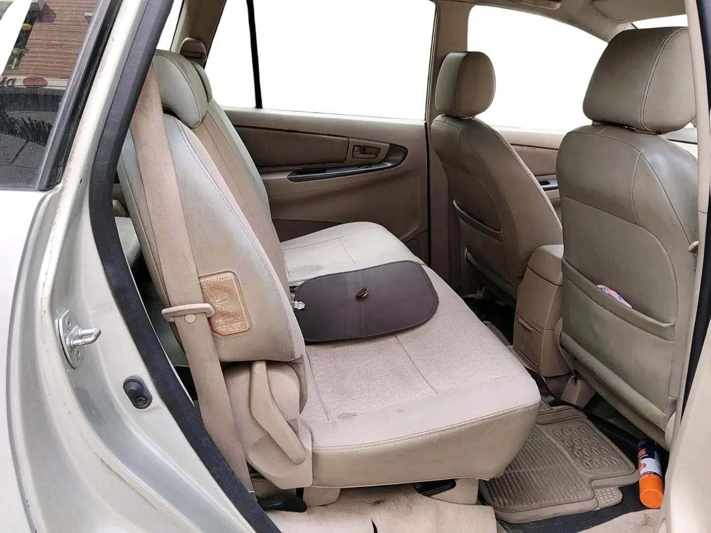 2007 Toyota Innova G4 2.5 8 STR, Diesel, Manual, 79,100 km, interior