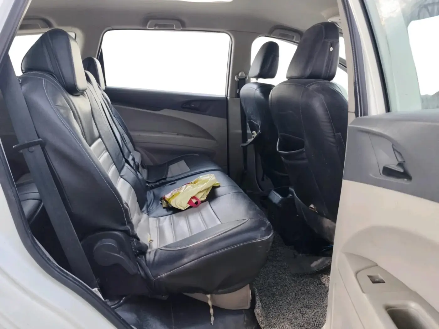 2019 Mahindra MARAZZO M2 8 STR, Diesel, Manual, 1,29,000 km, interior