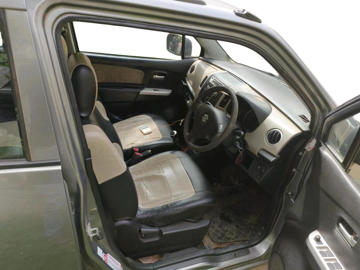 2016 Maruti Wagon R 1.0 VXI, Petrol, Manual, 2,13,700 km, interior