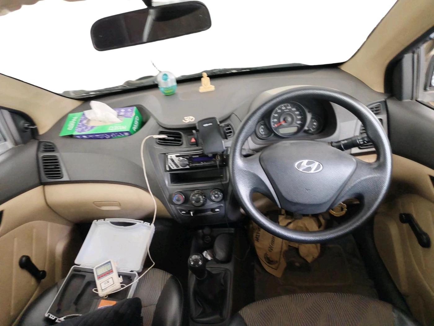 2012 Hyundai Eon D-LITE+, Petrol, Manual, 69,351 km, interior