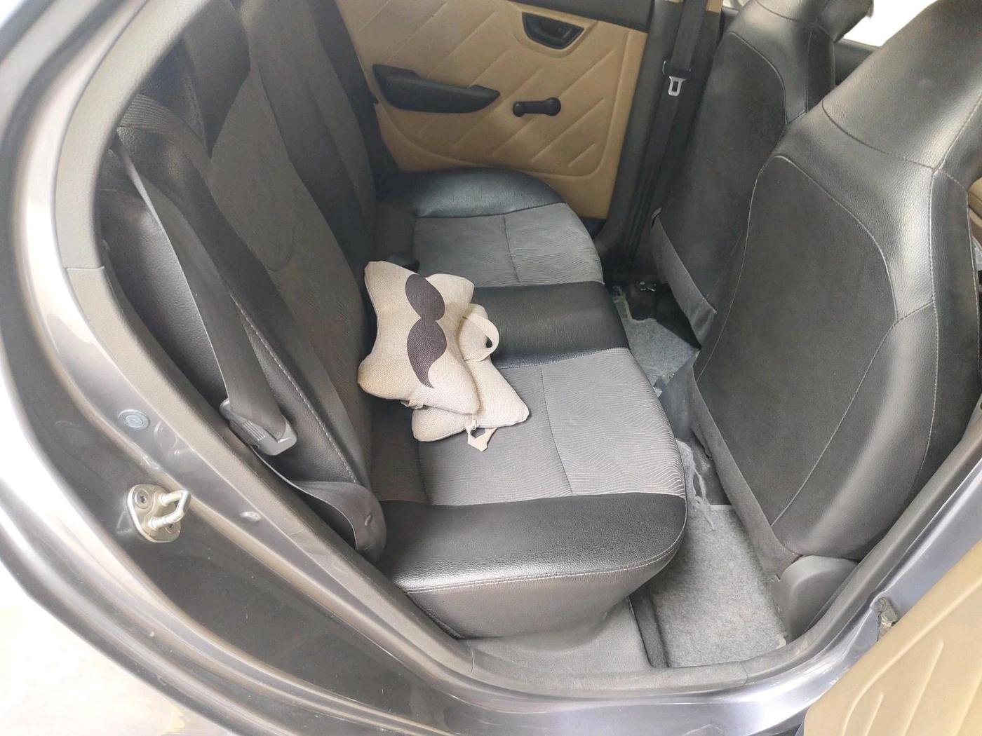 2012 Hyundai Eon D-LITE+, Petrol, Manual, 69,351 km, interior