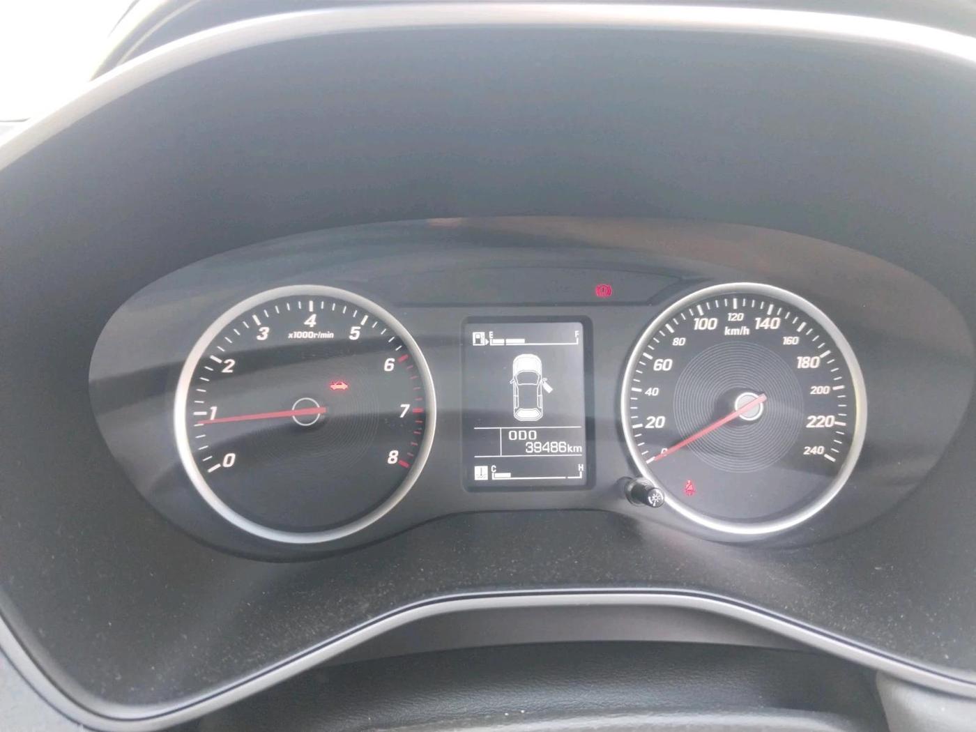 2021 MG HECTOR SHARP HYBRID 1.5 PETROL, Petrol, Manual, 41,000 km, interior