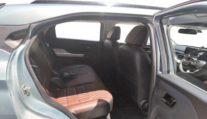 2023 Tata PUNCH ACCOMPLISHED AMT, Petrol, Automatic, 14,598 km, interior