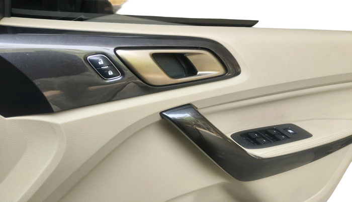 2021 Ford Endeavour TITANIUM PLUS 2.0 4X2 AT SUNROOF, Diesel, Automatic, 83,580 km, interior