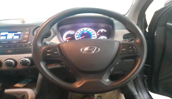 2019 Hyundai Grand i10 MAGNA 1.2 KAPPA VTVT, Petrol, Manual, 68,517 km, interior