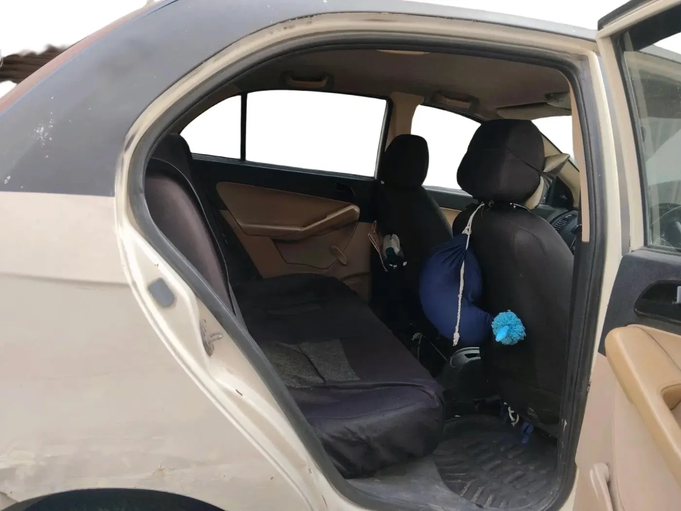 2011 Tata Indica Vista LS QUADRAJET, Diesel, Manual, 1,24,536 km, interior