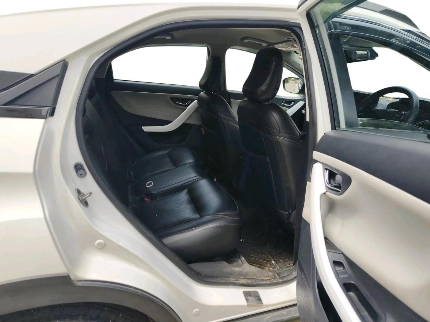 2023 Tata NEXON CREATIVE + 1.2 PETROL, Petrol, Manual, 33,719 km, interior