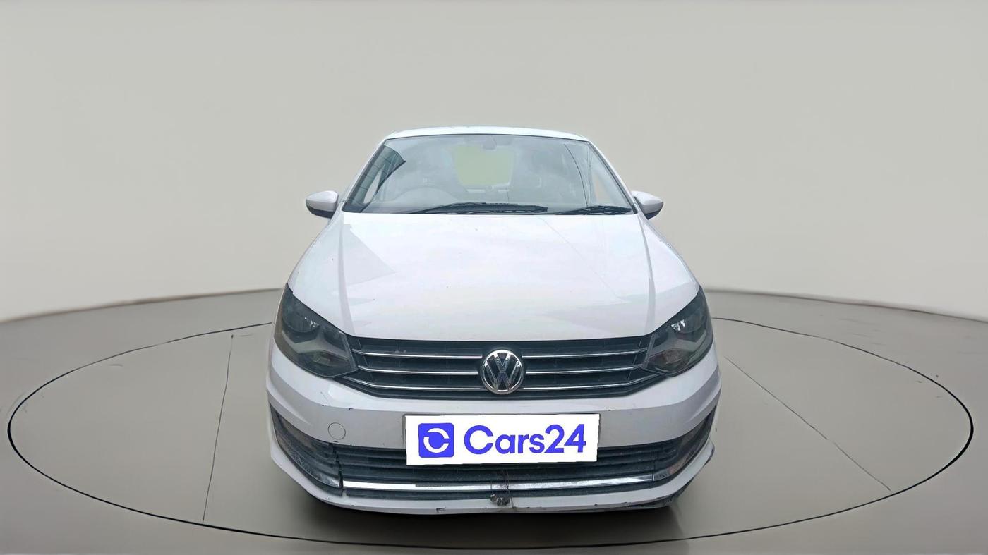 2016 Volkswagen Vento HIGHLINE PETROL AT, Petrol, Automatic, 1,00,935 km, exterior