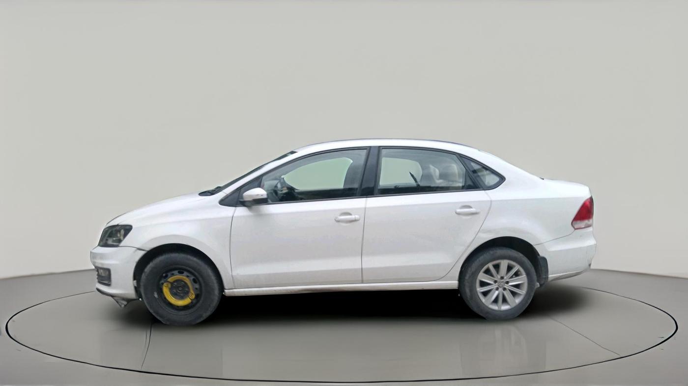 2016 Volkswagen Vento HIGHLINE PETROL AT, Petrol, Automatic, 1,00,935 km, exterior