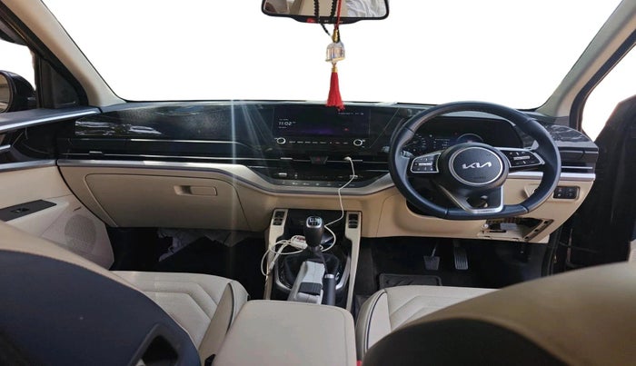 2023 KIA CARENS LUXURY PLUS 1.5 IMT PETROL, Petrol, Manual, 20,522 km, interior