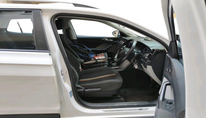 2023 Skoda KUSHAQ AMBITION 1.0L TSI MT, Petrol, Manual, 51,842 km, interior