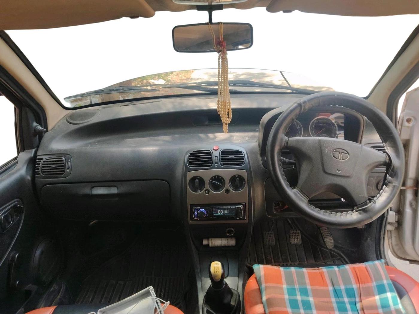 2016 Tata Indica EV2 LS, Diesel, Manual, 1,16,843 km, interior