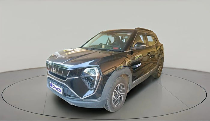 2025 Mahindra XUV 3XO AX5L 1.2 TGDi AT, Petrol, Automatic, 7,534 km, exterior