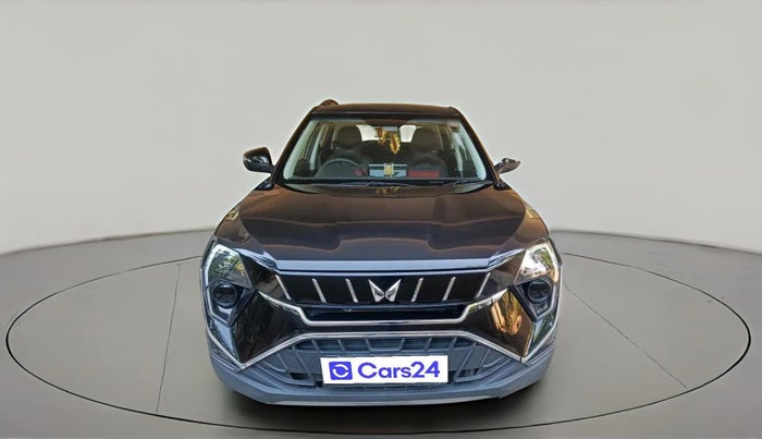 2025 Mahindra XUV 3XO AX5L 1.2 TGDi AT, Petrol, Automatic, 7,534 km, exterior