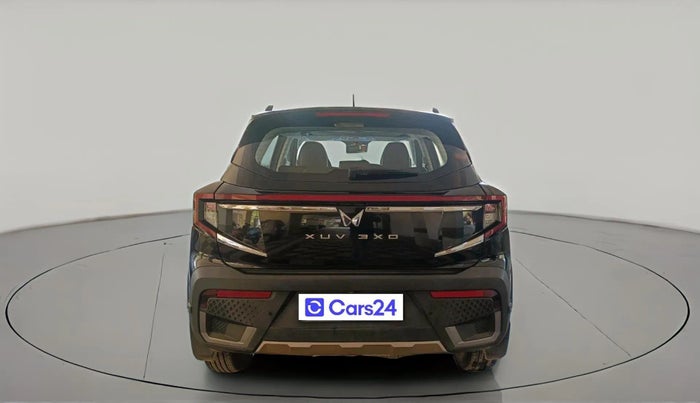 2025 Mahindra XUV 3XO AX5L 1.2 TGDi AT, Petrol, Automatic, 7,534 km, exterior