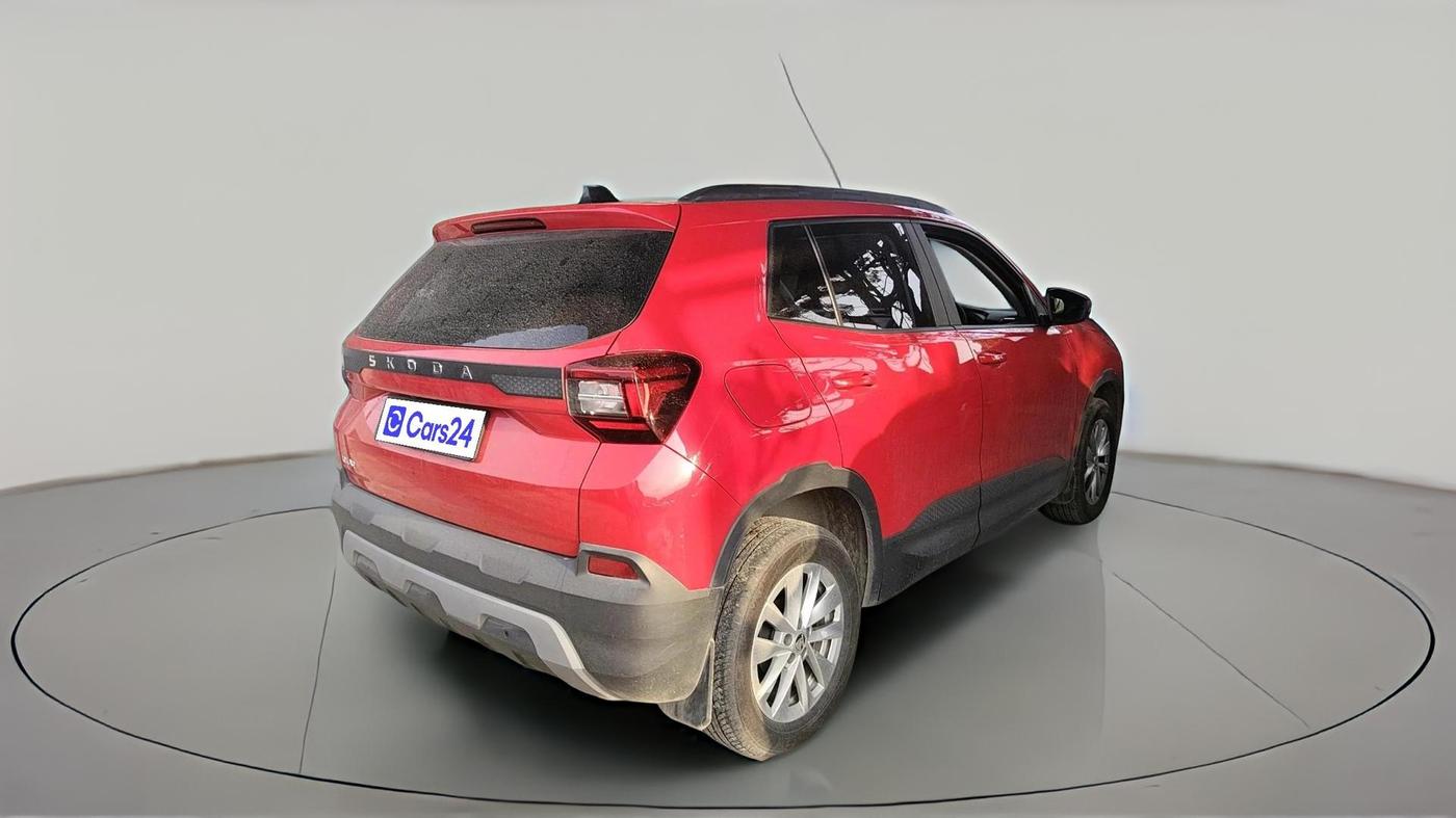 2025 Skoda Kylaq Signature, Petrol, Manual, 16,056 km, exterior