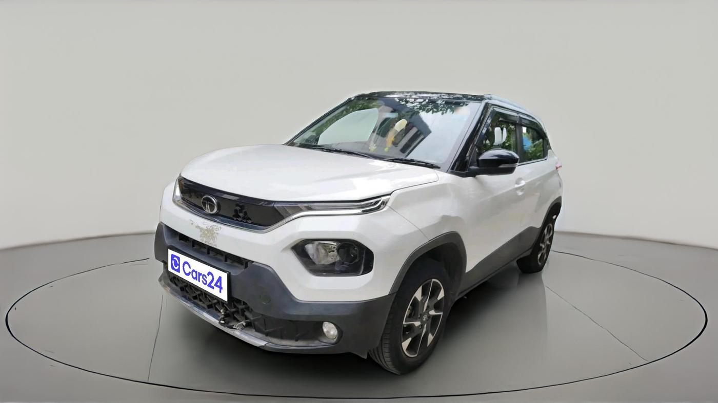 2024 Tata PUNCH Creative Plus (S) AMT, Petrol, Automatic, 5,742 km, exterior