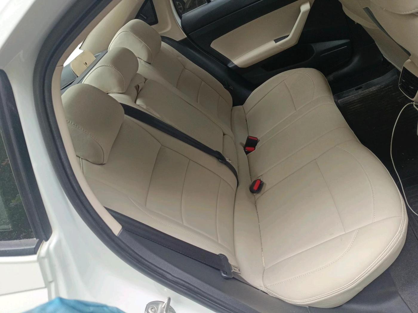 2022 Volkswagen VIRTUS HIGHLINE TSI 1.0 AT, Petrol, Automatic, 21,135 km, interior