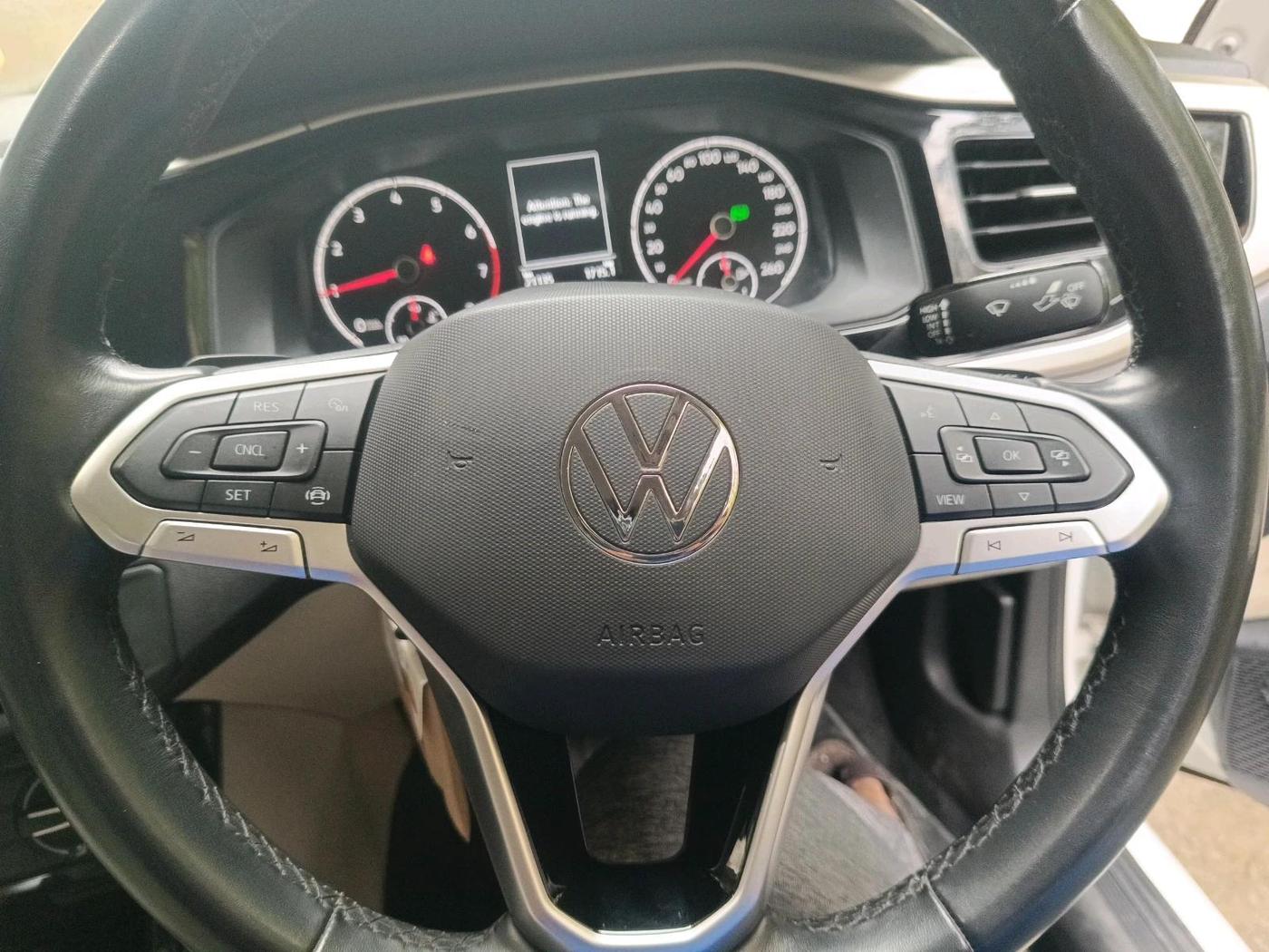 2022 Volkswagen VIRTUS HIGHLINE TSI 1.0 AT, Petrol, Automatic, 21,135 km, interior