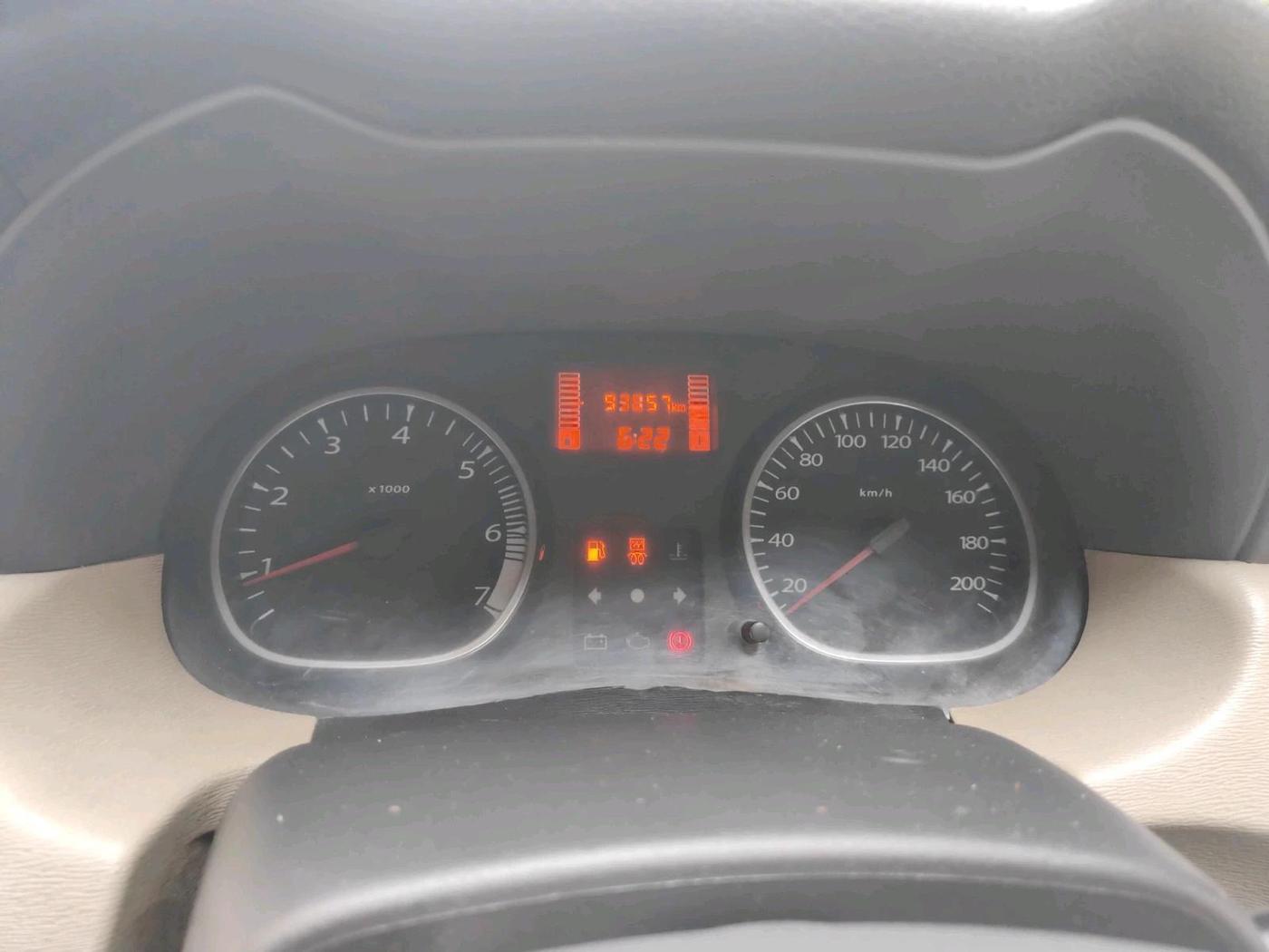 2013 Renault Duster 85 PS RXL DIESEL, Diesel, Manual, 93,857 km, interior