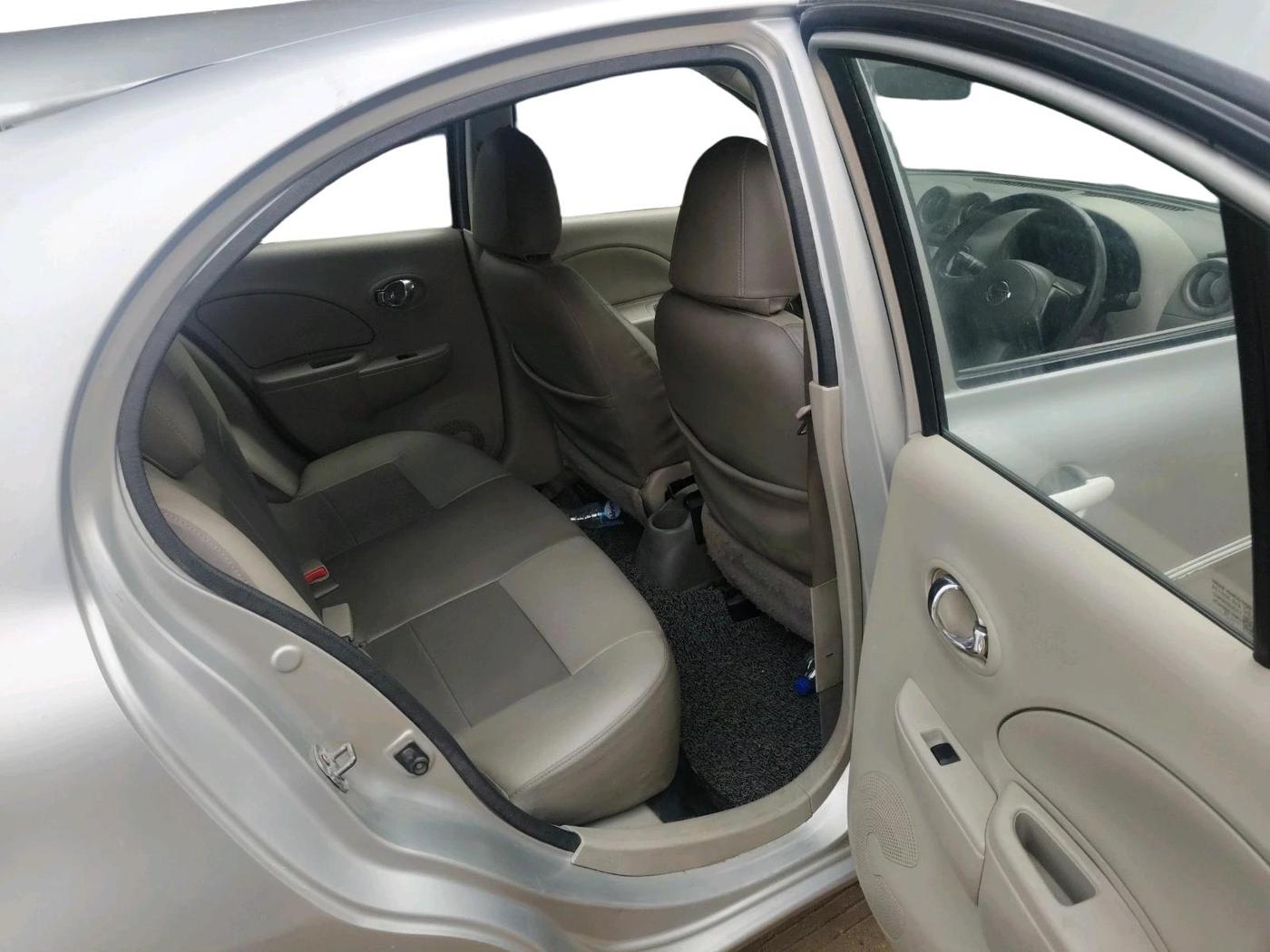 2012 Nissan Micra XV DIESEL, Diesel, Manual, 1,65,799 km, interior