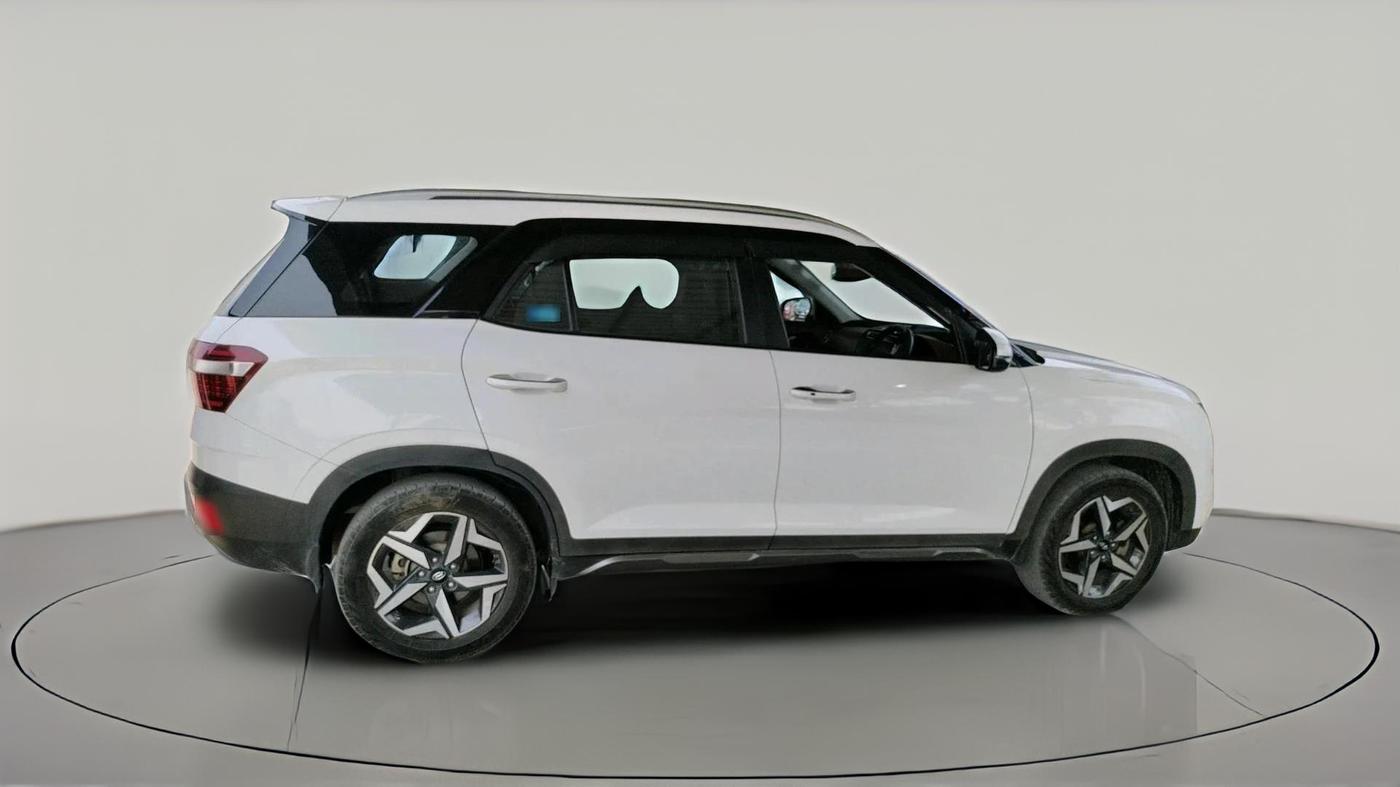 2023 Hyundai ALCAZAR PRESTIGE 1.5 TURBO PETROL MT 7STR, Petrol, Manual, 27,509 km, exterior
