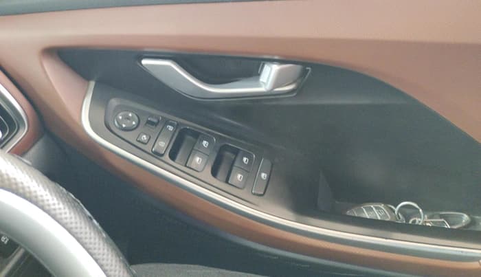 2023 Hyundai ALCAZAR PRESTIGE 1.5 TURBO PETROL MT 7STR, Petrol, Manual, 27,509 km, interior