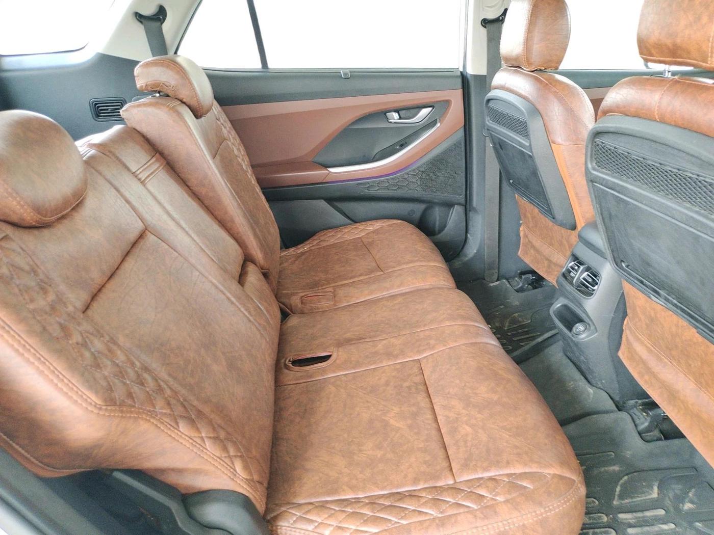 2023 Hyundai ALCAZAR PRESTIGE 1.5 TURBO PETROL MT 7STR, Petrol, Manual, 27,509 km, interior