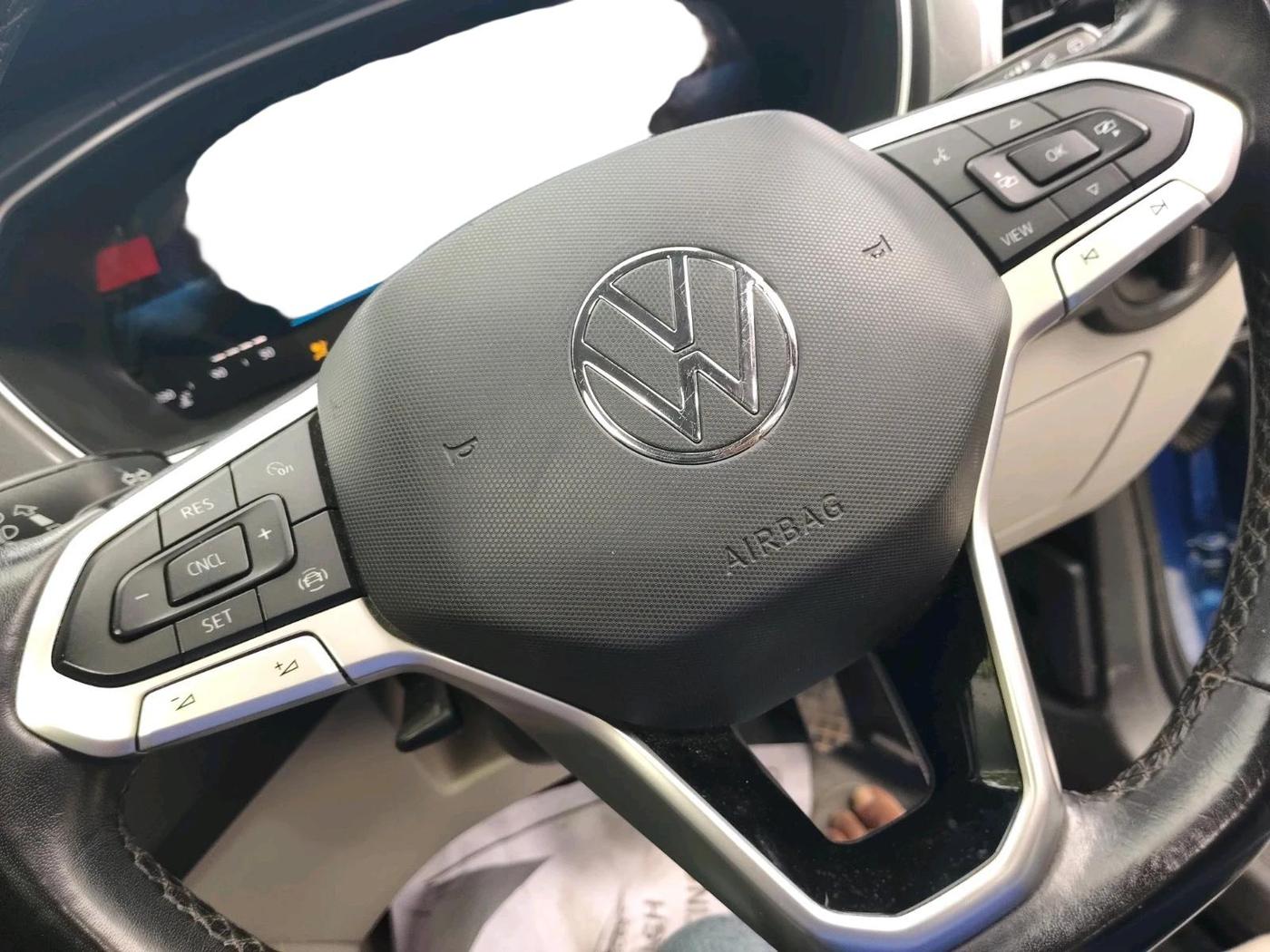 2022 Volkswagen TAIGUN TOPLINE 1.0 TSI AT, Petrol, Automatic, 40,726 km, interior