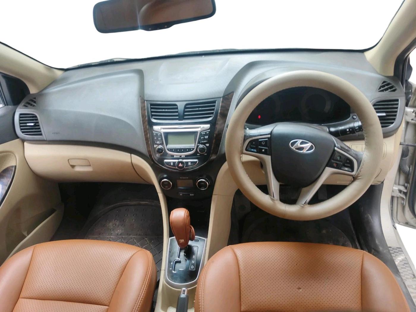 2011 Hyundai Verna FLUIDIC 1.6 VTVT SX AT, Petrol, Automatic, 91,323 km, interior