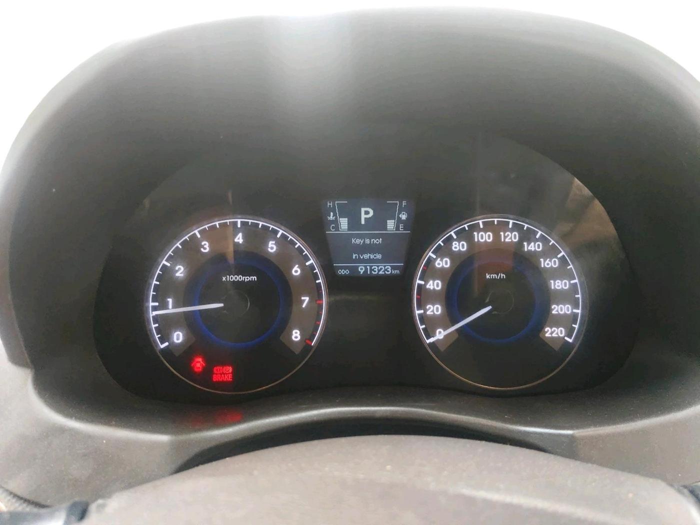 2011 Hyundai Verna FLUIDIC 1.6 VTVT SX AT, Petrol, Automatic, 91,323 km, interior