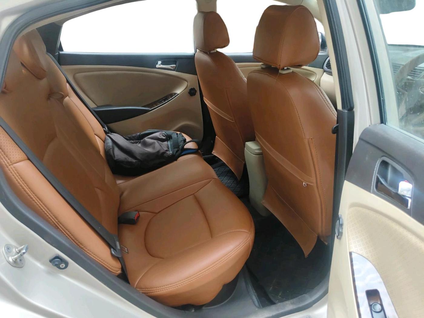 2011 Hyundai Verna FLUIDIC 1.6 VTVT SX AT, Petrol, Automatic, 91,323 km, interior
