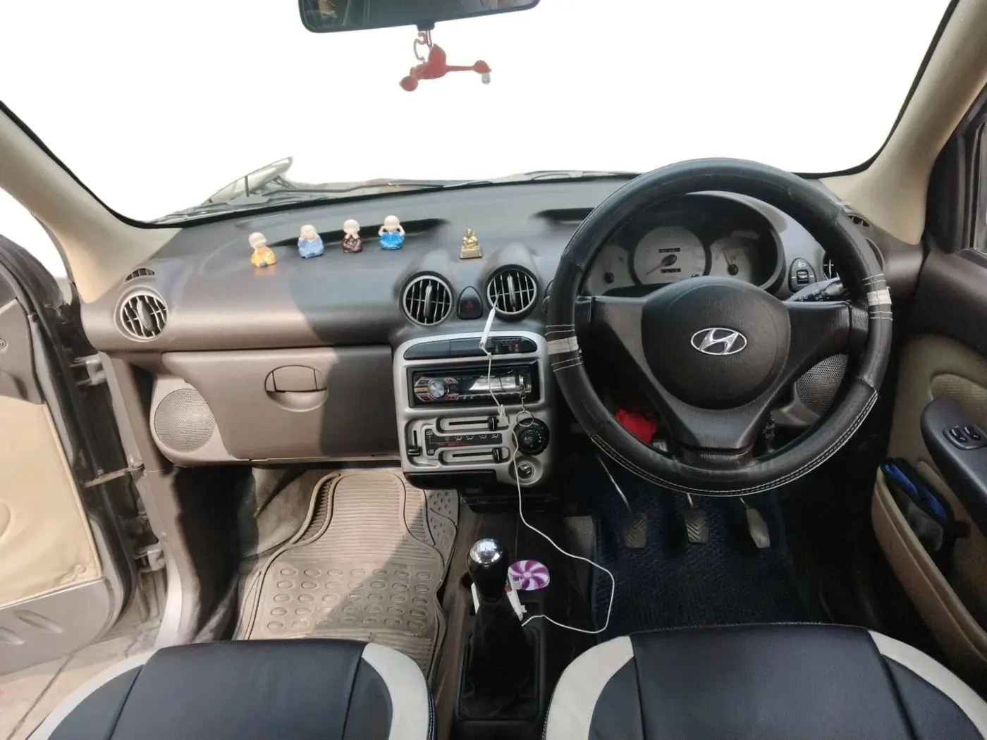 2012 Hyundai Santro Xing GL PLUS LPG, Petrol, Manual, 1,63,135 km, interior