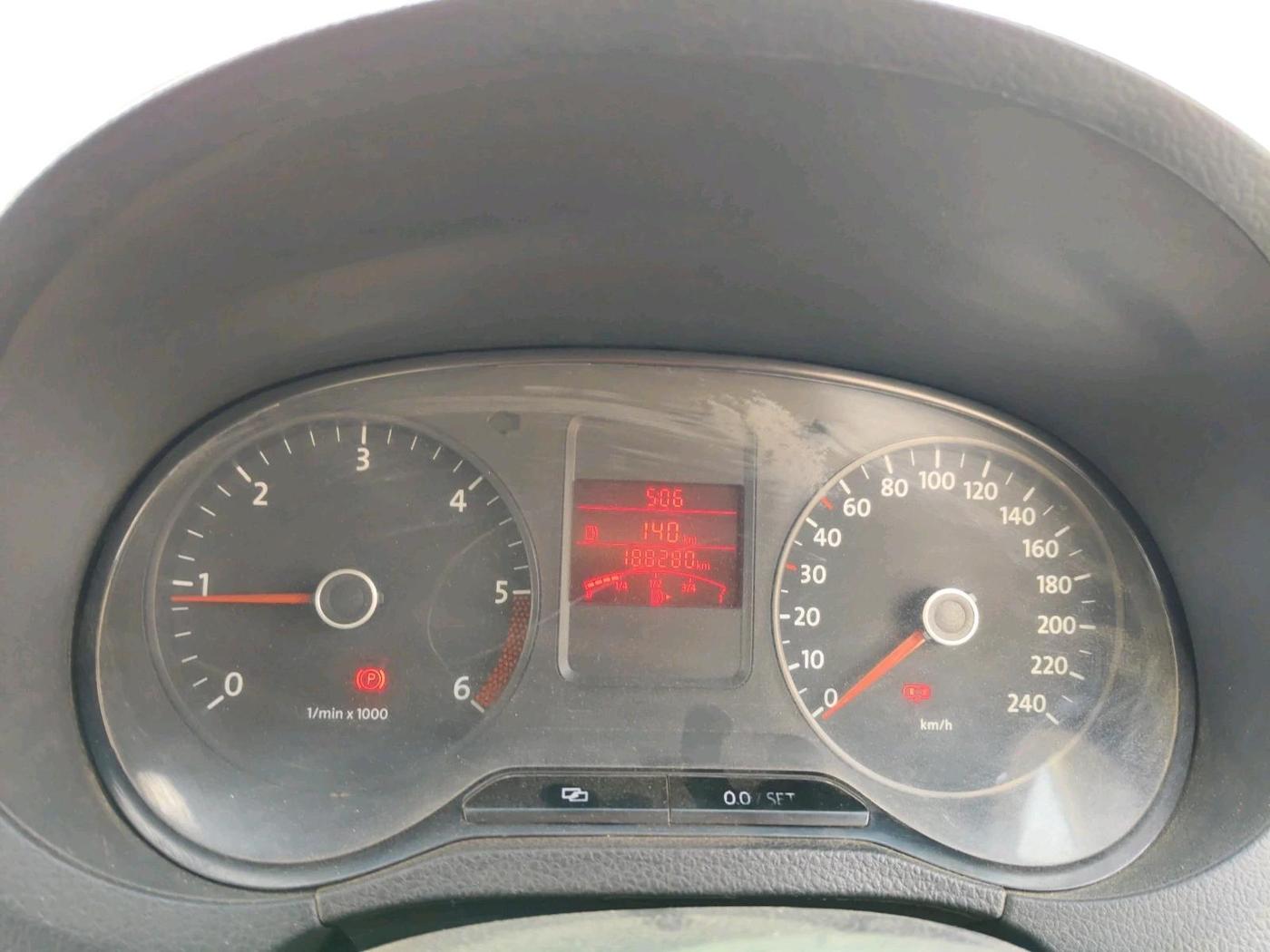 2011 Volkswagen Polo COMFORTLINE 1.2L, Diesel, Manual, 1,88,280 km, interior