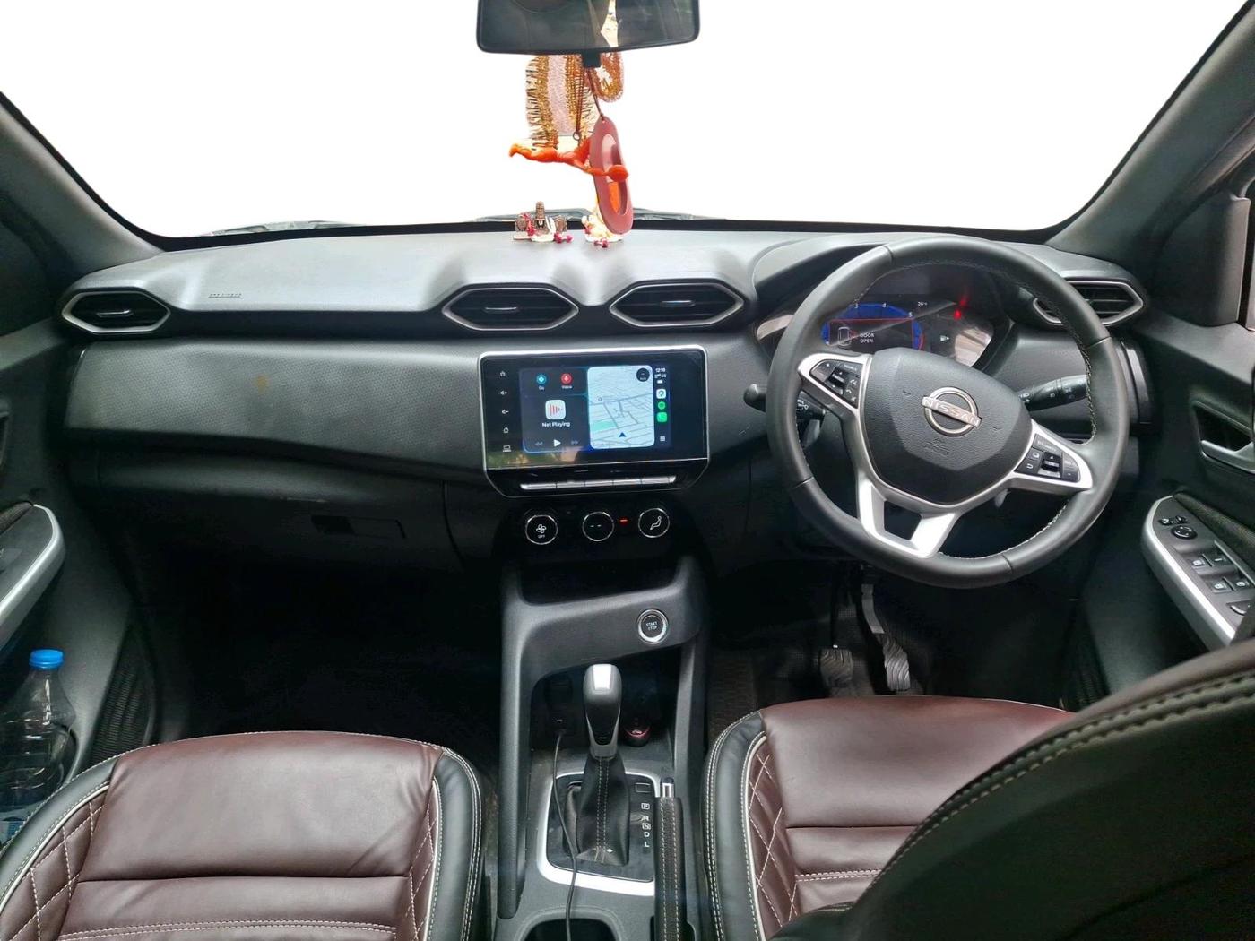 2024 Nissan MAGNITE XV PREMIUM TURBO CVT, Petrol, Automatic, 14,234 km, interior