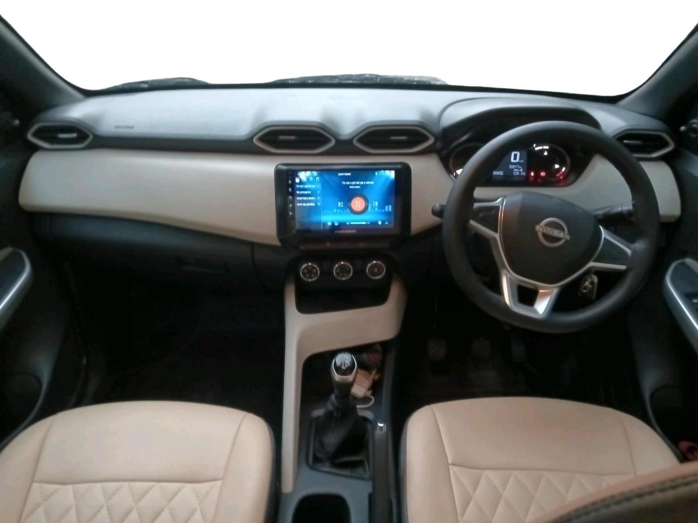 2023 Nissan MAGNITE XE, Petrol, Manual, 15,846 km, interior